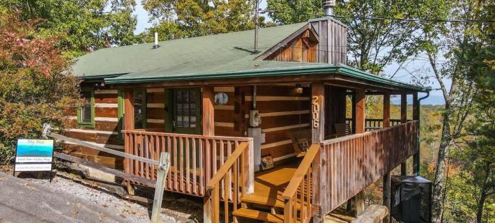 View! Cozy, Private, Fireplace, Hot Tub Log Cabin, Honeymoon! Hoteles en Sevierville