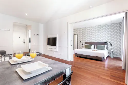 Paseo de Gracia Apartments by Aspasios - Condos