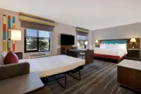 Hampton Inn & Suites by Hilton Marina - Beach