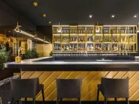 Emerald Downtown Luxury Suites by Continental Group