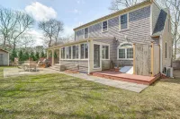 4 Mi to Inkwell Beach: Home in Oak Bluffs! - 3-Star