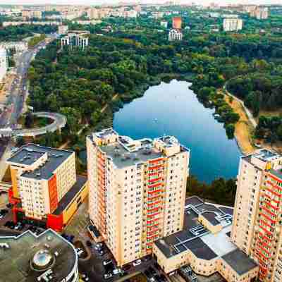 Park & Lake Skyline 1BD flat Others