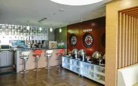 Empress Hotel Makassar City Center by Life - spa