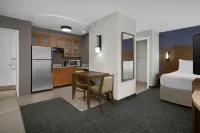Residence Inn Boston Marlborough - parkir