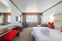 Knysna Log-Inn Hotel