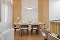 Stylish 4br, Private Pool, Themed Rooms, Sleeps 13