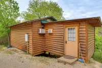 1/2 Mile to Turner Falls: 'Cedar Falls Cabin 5'