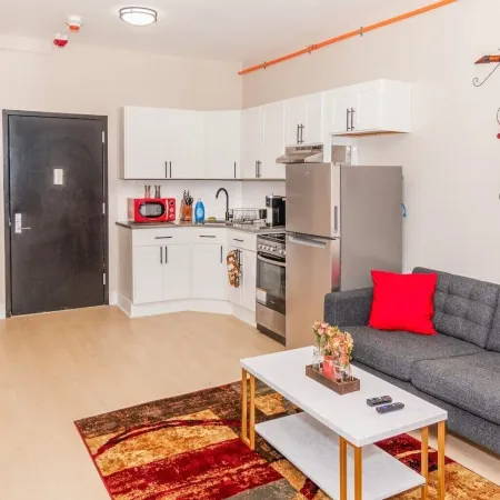 610e Very Comfortable Studio Downtown