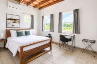 Alma Vida Hotel