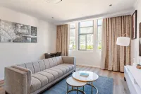 Luxury Comfort Perfect Location - Private Pool