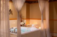 Holiday Resort & Spa Guam - spa