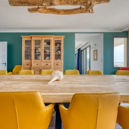 Villa Oceans – 5-Star Luxury with Panoramic Sea Views in Vendee