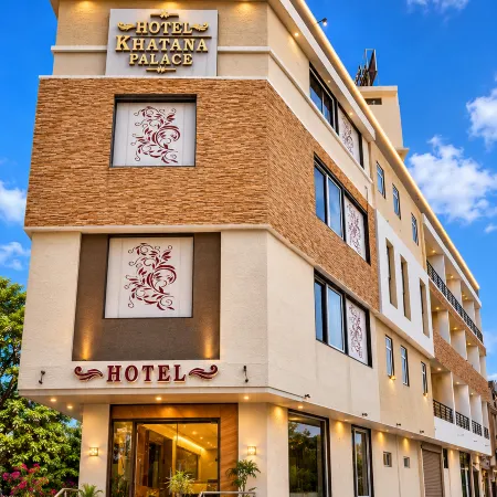 Hotel Khatana Palace Отели рядом с достопримечательностью «Железнодорожный вокзал Кота»