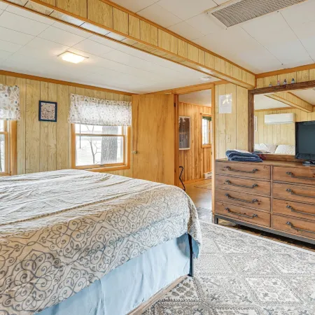 Sunset Side of Seneca Lake! Family Home w/ Dock