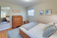 Ann Arbor Home w/ Deck, 2 Mi to Michigan Stadium! - Homestays