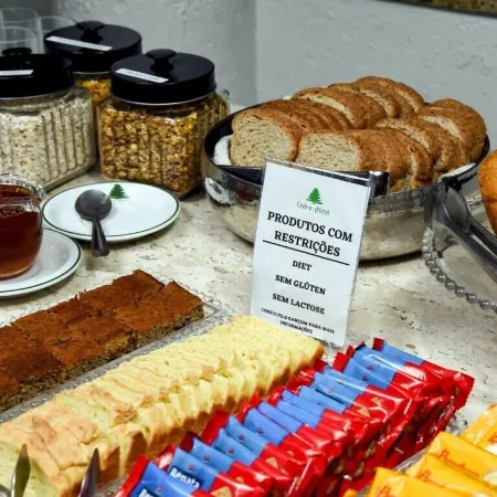 Cedro Hotel