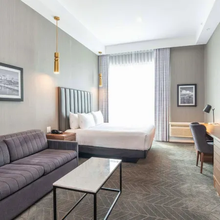 Sandman Signature Sherwood Park Hotel