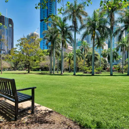 Stunning! 2Bed, 1Bath, 1Car, VIEWS ~ CBD