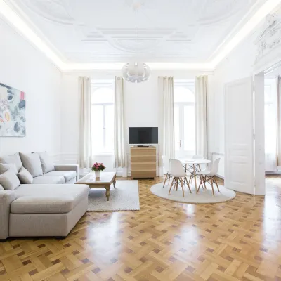 HeyMi Apartments in City Center Hotels near Schottentor Metro Stop
