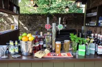 The Ebrington Arms - parking