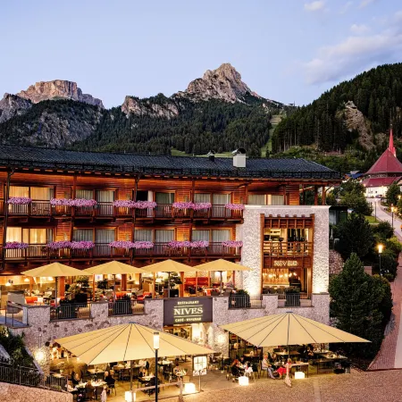 Boutique Hotel Nives - Luxury & Design in the Dolomites
