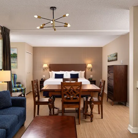 Huntingdon Hotel and Suites
