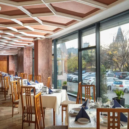 Hotel Moldova