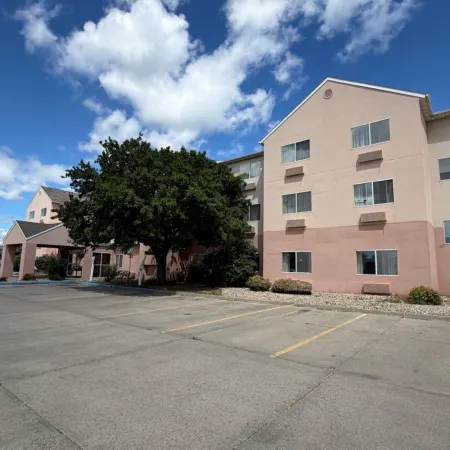 SureStay by Best Western Bismarck