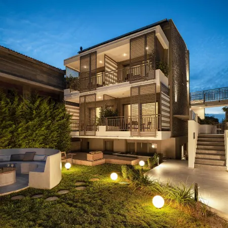 Eco Green Residences & Suites