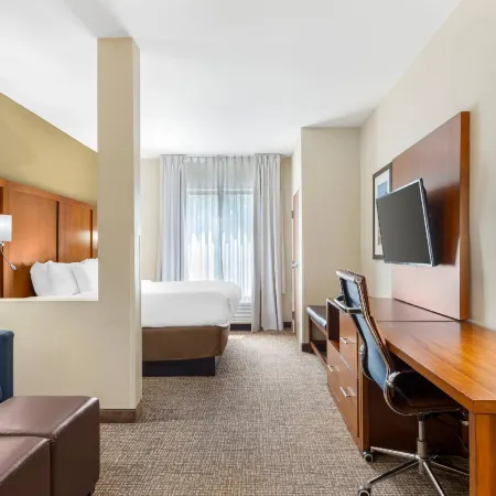 Comfort Suites Greensboro-High Point