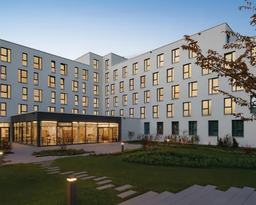 Super 8 by Wyndham Augsburg Hotels near Augustusbrunnen