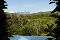 Château Les Oliviers de Salettes - vue sur la montagne
