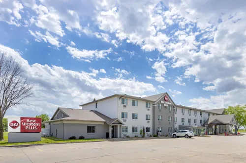 Best Western Plus Altoona Inn - 3 tähden