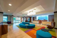 Fairfield Inn & Suites Greenwood - Bãi đậu xe