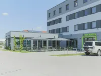 B&B HOTEL Bruchsal-Karlsdorf - Bãi đậu xe