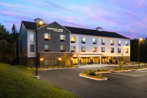 TownePlace Suites Hadley Amherst - Gym