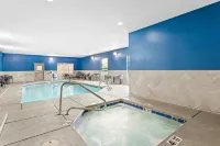 Hampton Inn & Suites Farmington - parking