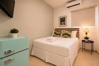 Room 2: Stylish Escape by Calle Cerra Art - Spa