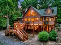 Sunset Mountain Views- Spacious Luxurious cabin - Mountain View