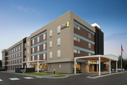 Home2 Suites by Hilton Brooklyn Park Minneapolis - 3-Star