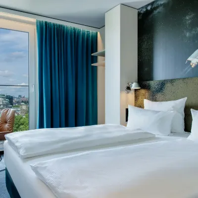 Motel One München - Deutsches Museum Hotel berhampiran Muzium Deutsches