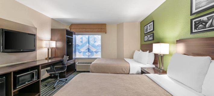 Quality Inn Kansas City International Airport Hotels in Kansas City