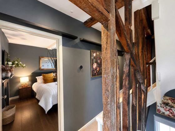 Stunning 4-bed Hertford Townhouse Sleeps 8