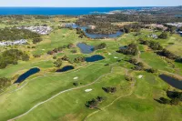 Shell Cove Serenity Near Golf Course & Marina - parking