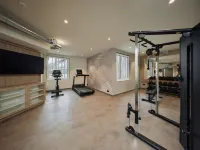 Hampton By Hilton Salzburg Messe Hotels near Felsenreitschule