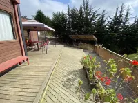 Scenic Mountain-View Cabin w/ Pool & BBQ Terrace - 2 звезды