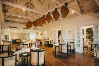 Outrigger Mauritius Beach Resort - breakfast