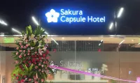 Sakura Capsule Hotel by HiveRooms - โรงแรม แคปซูล