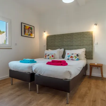 LA2 in Sesimbra With 4 Bedrooms and 4 Bathrooms