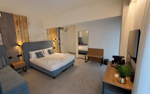 MOUNTAIN SUITE Hotel Apartment - فطور